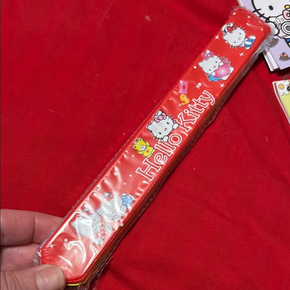 Hello Kitty Party Favor Set - Pink, Red, Yellow, Blue - Picture 6 of 6